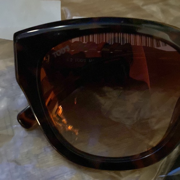 TOD’S 52mm Square Sunglasses - Picture 6 of 7